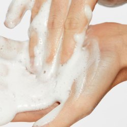 Oil to Foam Total Cleanser - 250 ml.