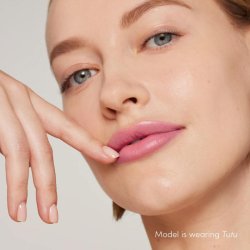 ColorLuxe Hydrating Cream Lipstick - Tutu