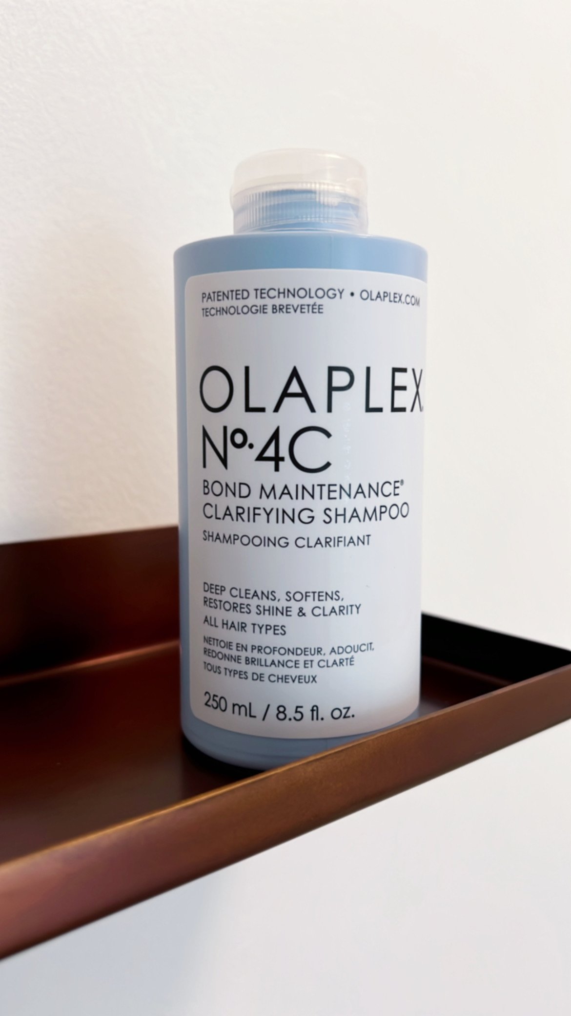 venstre Modtagelig for notifikation Olaplex NO 4C Clarifying Shampoo er en dybderensende Shampoo