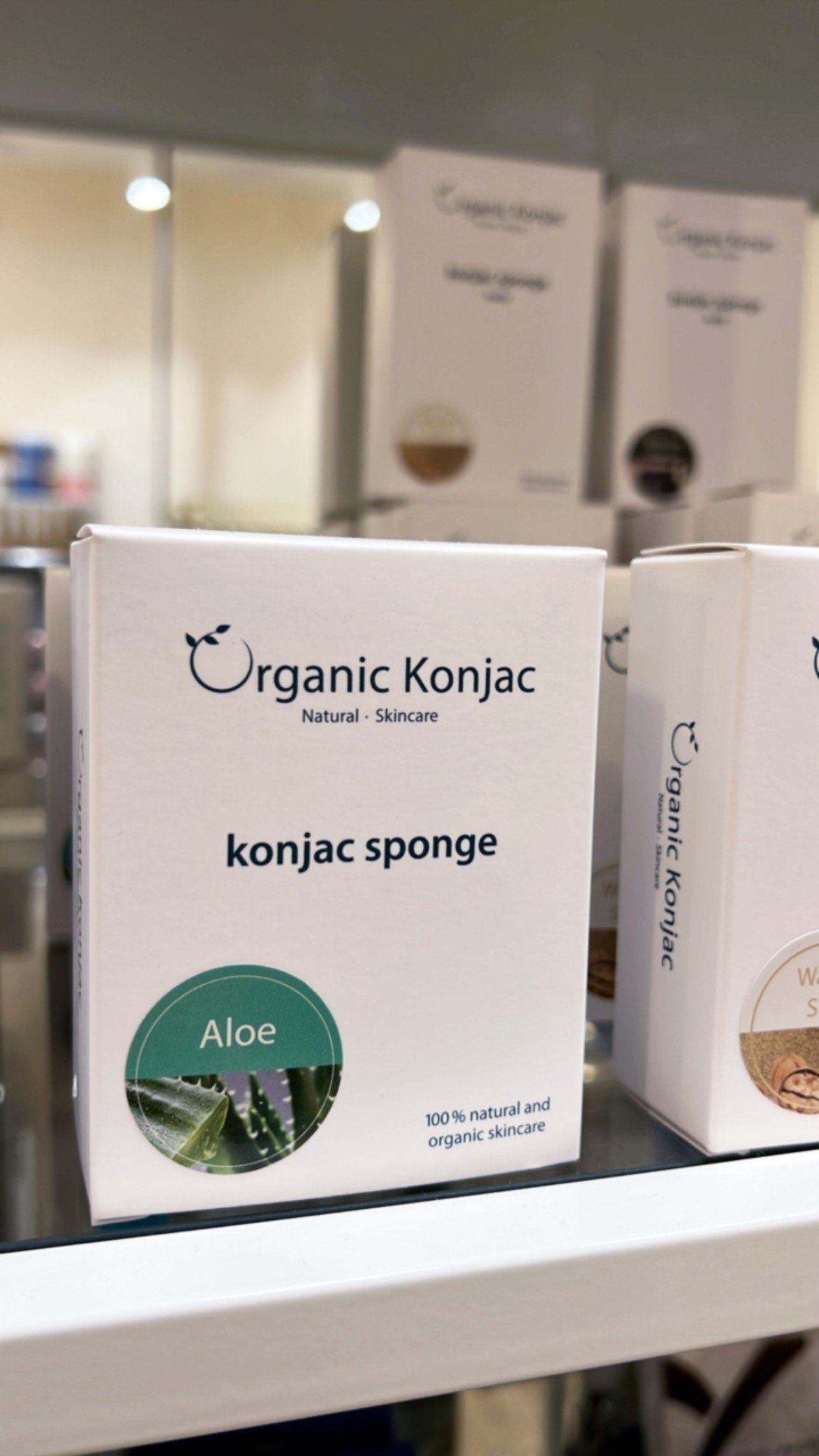 Konjac Sponge Aloe - 100% natural and organic skincare!