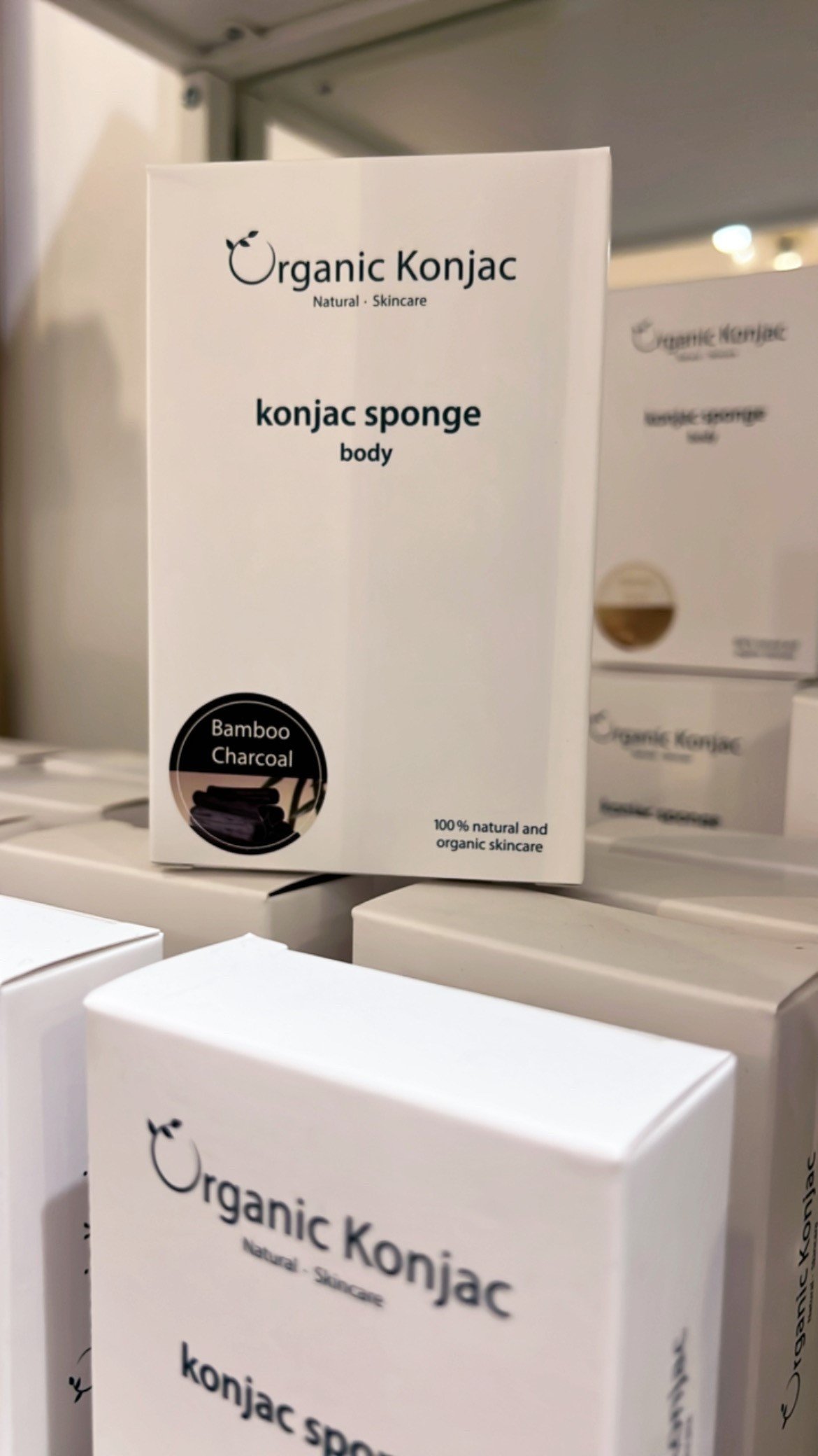 Konjac Sponge Body Bamboo Charcoal - 100% natural and organic skincare!